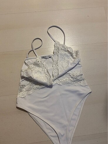 s Beden zara bodysuit hiç giyilmedi