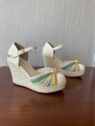 Espadril dolgu topuk 37