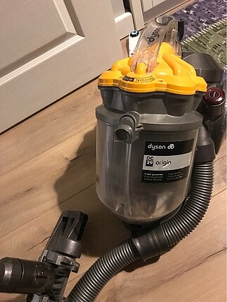 Dyson DC29 süpürge