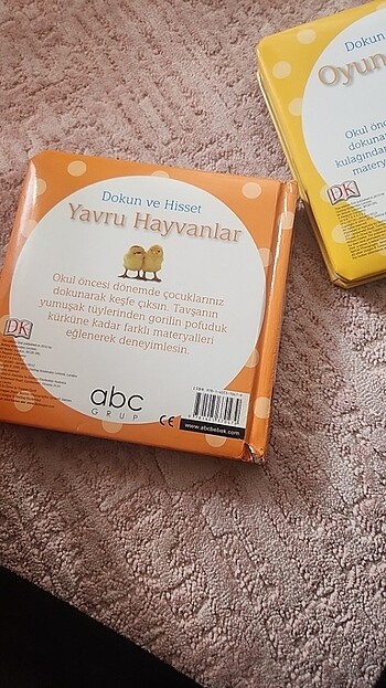 Beden Renk 2 adet bebek kitap