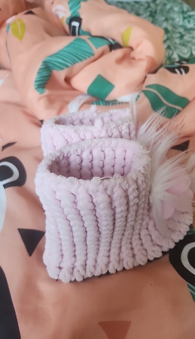 Kız Çocuk Örgü Pembe Ev Botu - Görsel 2