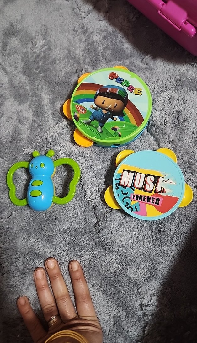 Renkli Diş Kaşıyıcı ve Marakas Seti - Görsel 3