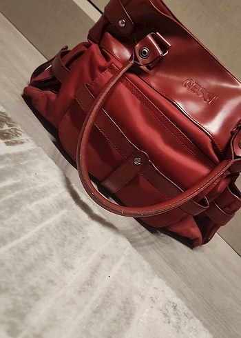 Kırmızı Tokalı Kadın Çanta - Görsel 7