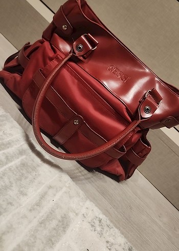 Kırmızı Tokalı Kadın Çanta - Görsel 8