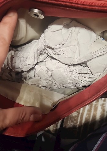 Kırmızı Tokalı Kadın Çanta - Görsel 4