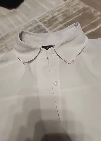 Düğmeli Beyaz Kadın Gömlek - Görsel 8