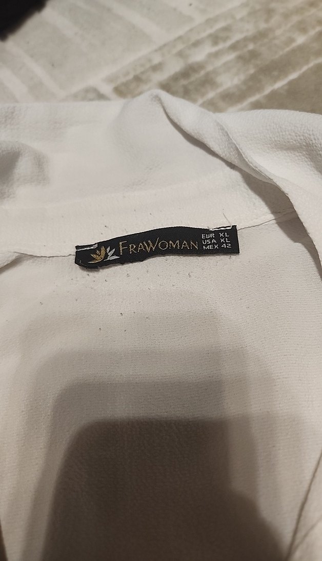 Düğmeli Beyaz Kadın Gömlek - Görsel 5