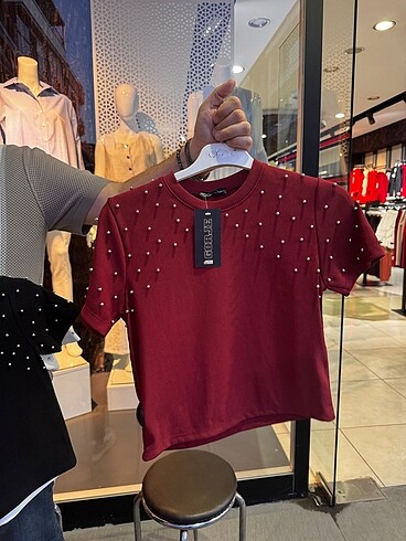 İncili tshirt
