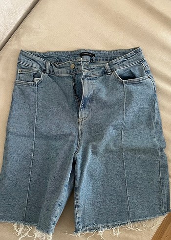 Gri Mavi Midi Kadın Denim Şort