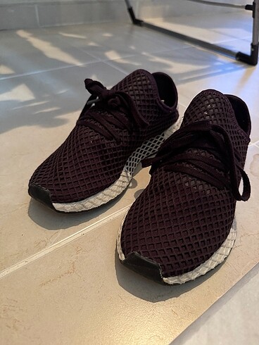 39,5 Beden Adidas spor ayakkabı