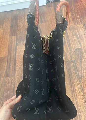 Kilitli Siyah Süet Kadın Çanta - Görsel 4