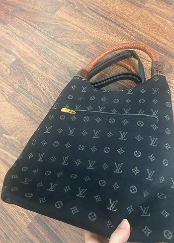 Kilitli Siyah Süet Kadın Çanta - Görsel 3