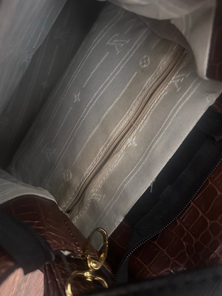 Kilitli Siyah Süet Kadın Çanta - Görsel 2