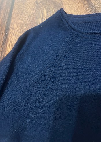 Lacivert İnce Yünlü Uzun Kollu Kadın Kazak - Görsel 2