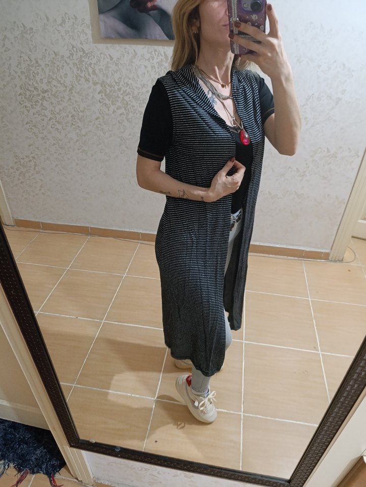 Gri Kapüşonlu Kadın Denim Kapama - Görsel 3