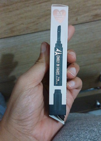 EMILY ın PARIS siyah Eyeliner - Görsel 2