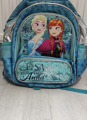 Okul çantası 