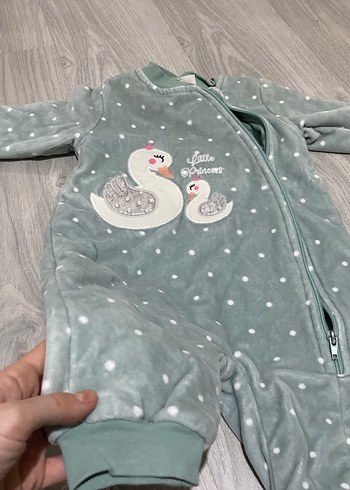 Kız Bebek Gri Nakışlı Fermuarlı uyku Tulumu - Görsel 6