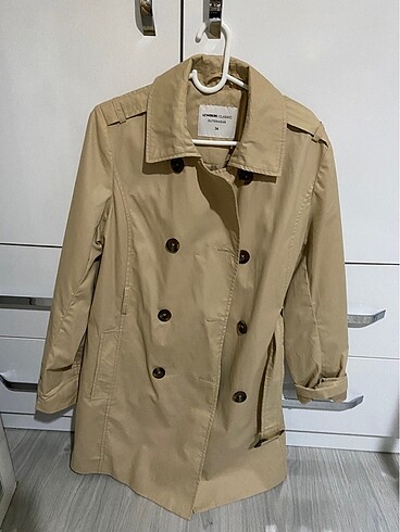 LC Waikiki Trenchcoat