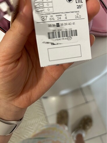 37 Beden mor Renk Topuklu sandalet