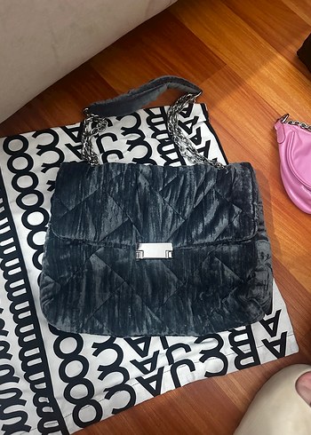 Zara Zara kadife çanta