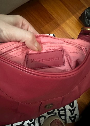 Parlak Pembe Deri Kadın Çanta
