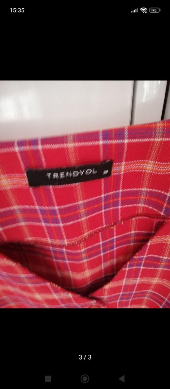 Kırmızı Ekoseli V Yaka Kadın Gömlek - Görsel 3