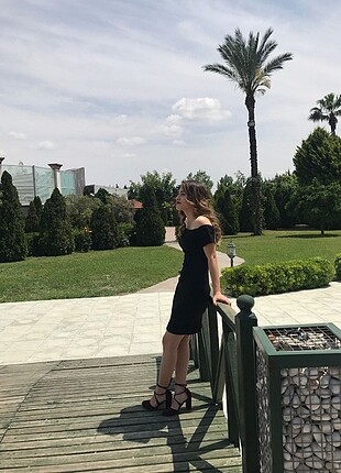 Abiye Siyah Düz Vücuda Yapışan Elbise 34-36 bedene uygun 