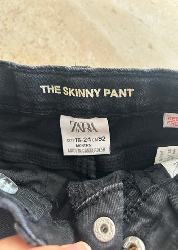 Zara Düğmeli Siyah Erkek Çocuk Denim Pantolon