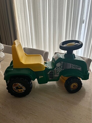 Beden Oyuncak traktor