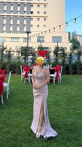 38 Beden Omuz Askı Detaylı Drapeli Uzun Abiye