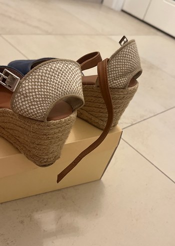 37 Beden Mavi Denim Kadın Dolgu Topuklu Ayakkabı