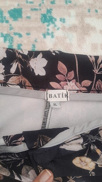 xl Beden Çiçekli pantolon