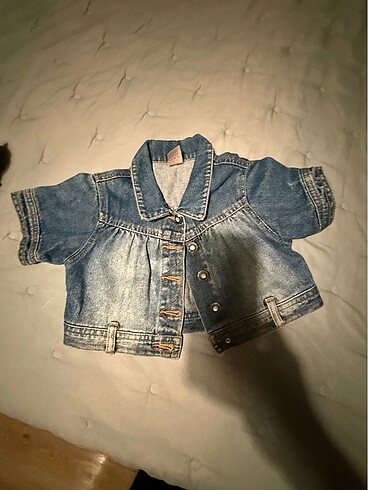 9 Yaş Beden ten rengi Renk Zara çok şık bluz