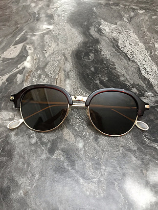 Gucci güneş gözlüğü