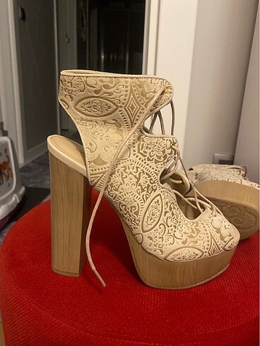 38 Beden ten rengi Renk Catwalk Bağcıklı Platform Topuklu