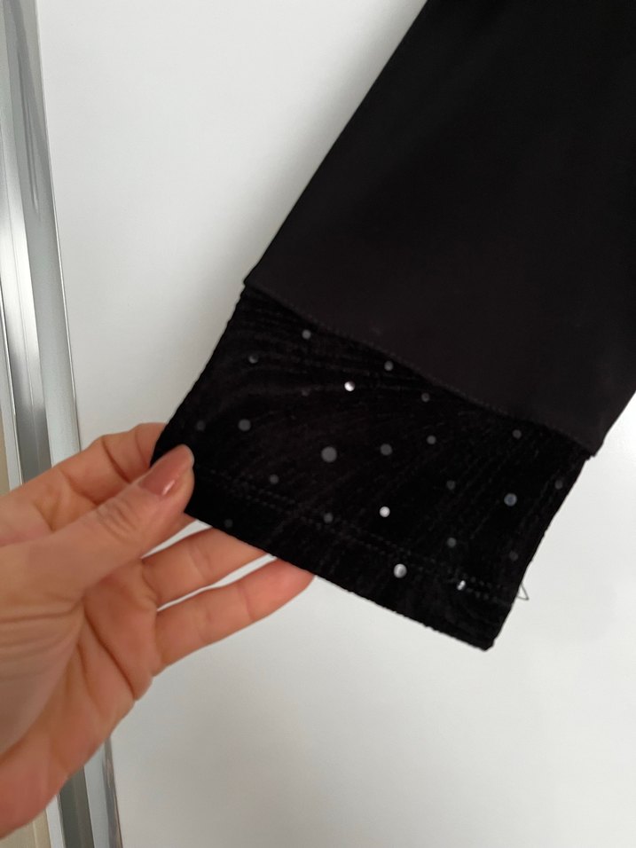 Siyah Uzun Kollu Gotik Kadın Bluz - Görsel 2