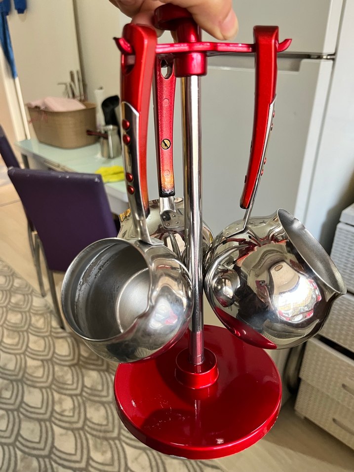 Kırmızı Standlı 6 Parça Paslanmaz Çelik Kepçe Seti - Görsel 5