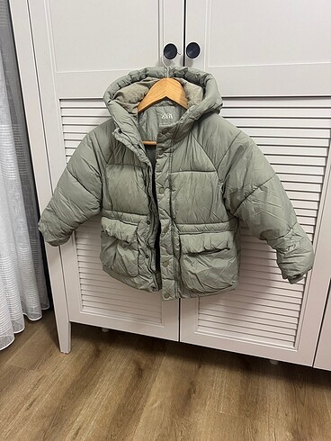 5 Yaş Beden haki Renk Zara çocuk mont