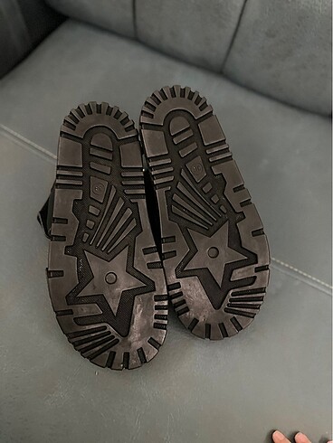 39 Beden siyah Renk Düz tokalı sandalet