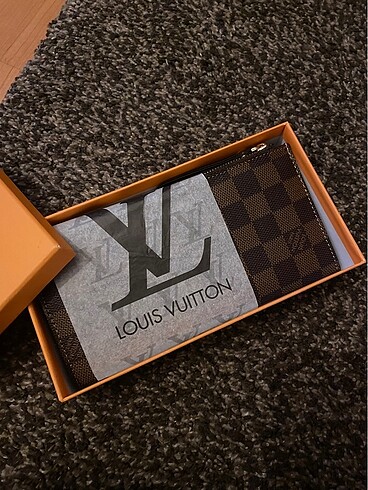 Louis Vuitton sezon cüzdan