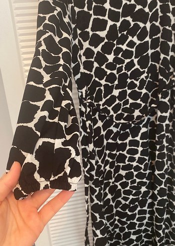 Uzun Siyah Zebra Desenli Kadın Elbise - Görsel 3
