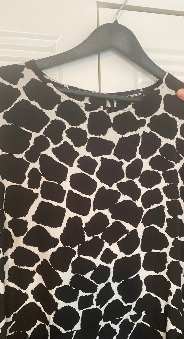 Uzun Siyah Zebra Desenli Kadın Elbise - Görsel 2