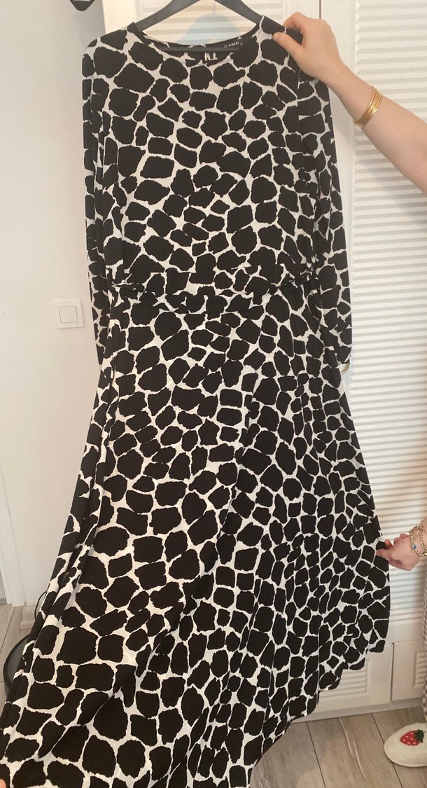 Uzun Siyah Zebra Desenli Kadın Elbise - Görsel 4