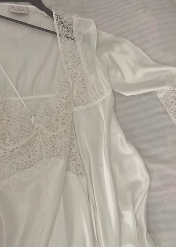 Uzun Beyaz Dantelli Bohem Kadın Pijama Takımı - Görsel 4