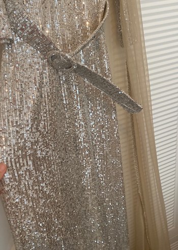 Altın sarısı, nişan ve kına gecesi ve özel gün için abiye - Görsel 6