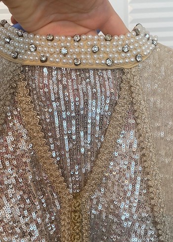 Altın sarısı, nişan ve kına gecesi ve özel gün için abiye - Görsel 11