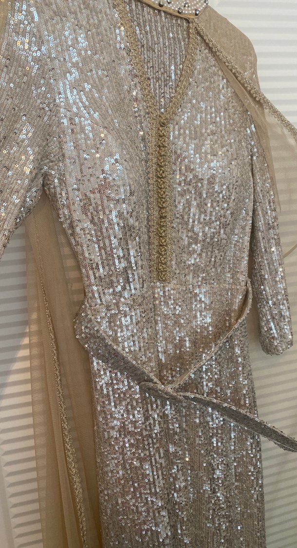 Altın sarısı, nişan ve kına gecesi  ve özel gün için abiye  - Görsel 3