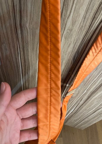 Turuncu askılı çanta, roman marka eşsiz bir parça - Görsel 6