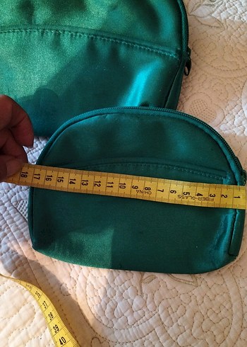 Parlak Yeşil Kadın Makyaj Çantası Seti - Görsel 3